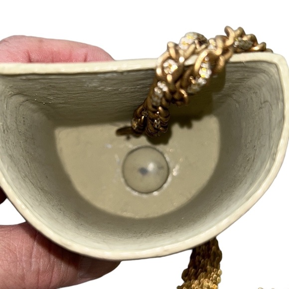 Vintage Handmade Ivory Metallic Gold Wood Curved Box Chain Tassel Crossbody - Picture 8 of 11